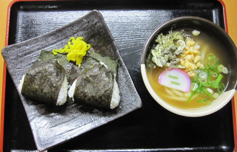 おにぎりセットの写真